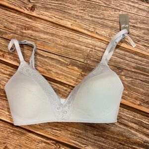 NWT Aerie Light Blue Lightly Lined Wireless Bra Size 32D